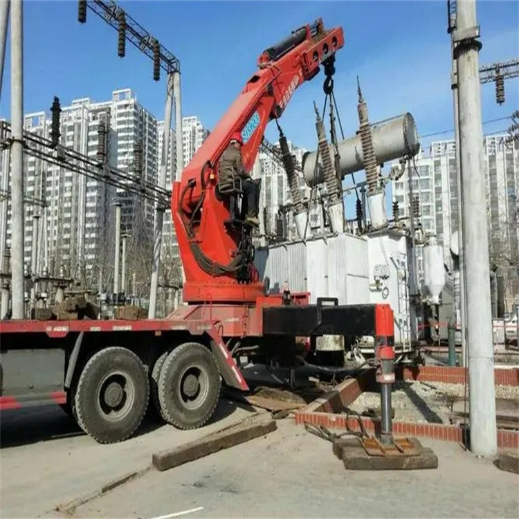 江阴就近吊车出租|工地厂房吊装设备租赁|24小时高效响应