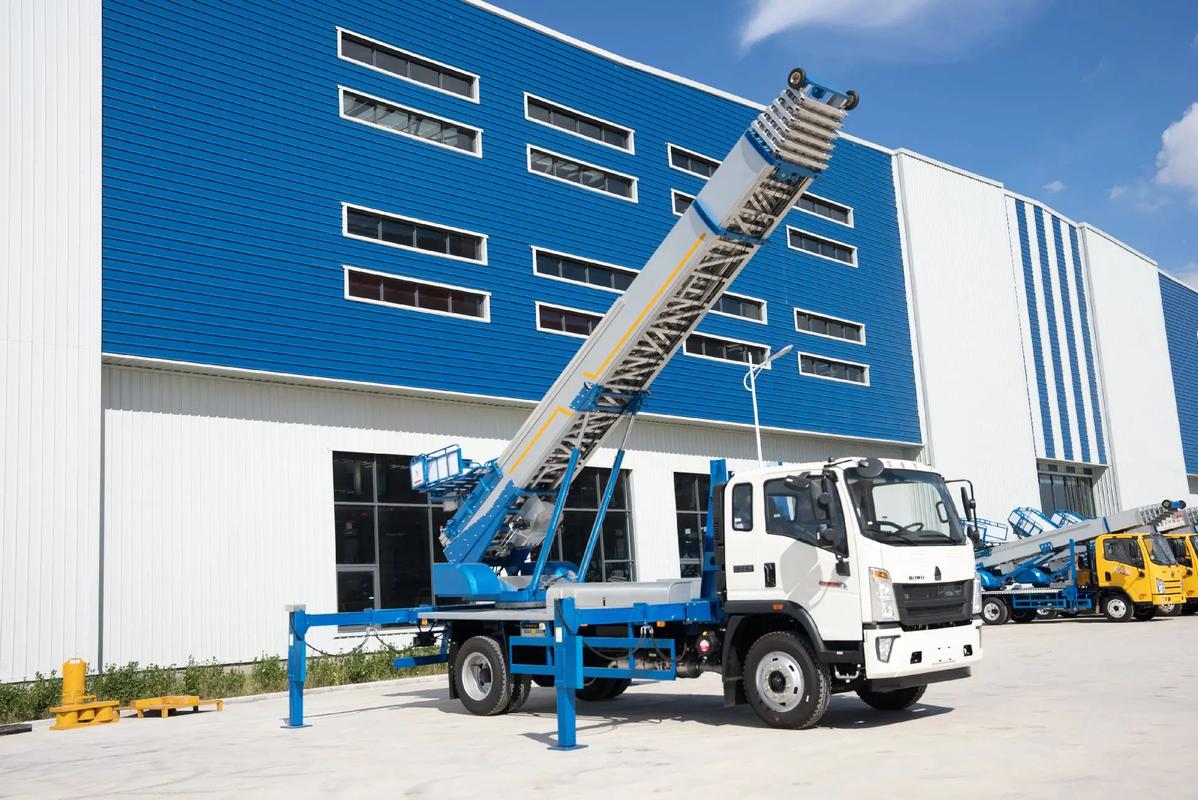 江阴小型云梯车上料车租赁多少钱