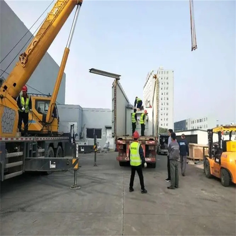 江阴如何找到附近的吊车救援服务