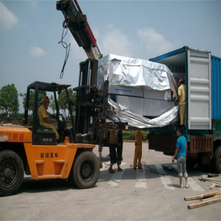 江阴本地随车吊联系电话-亿立达8-100吨设备承接建筑/物流急单